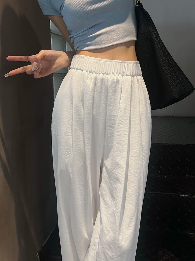 オーバーサイズTシャツ ゆったりリラックス風パンツ