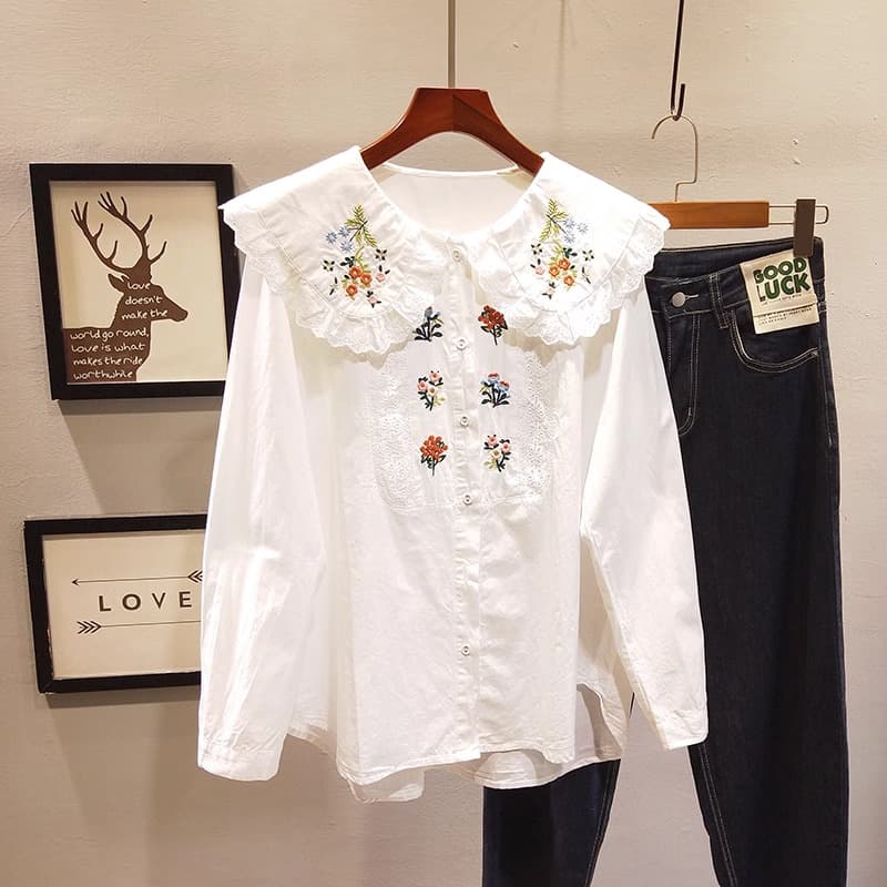 花刺繍レース襟オーバーサイズブラウス