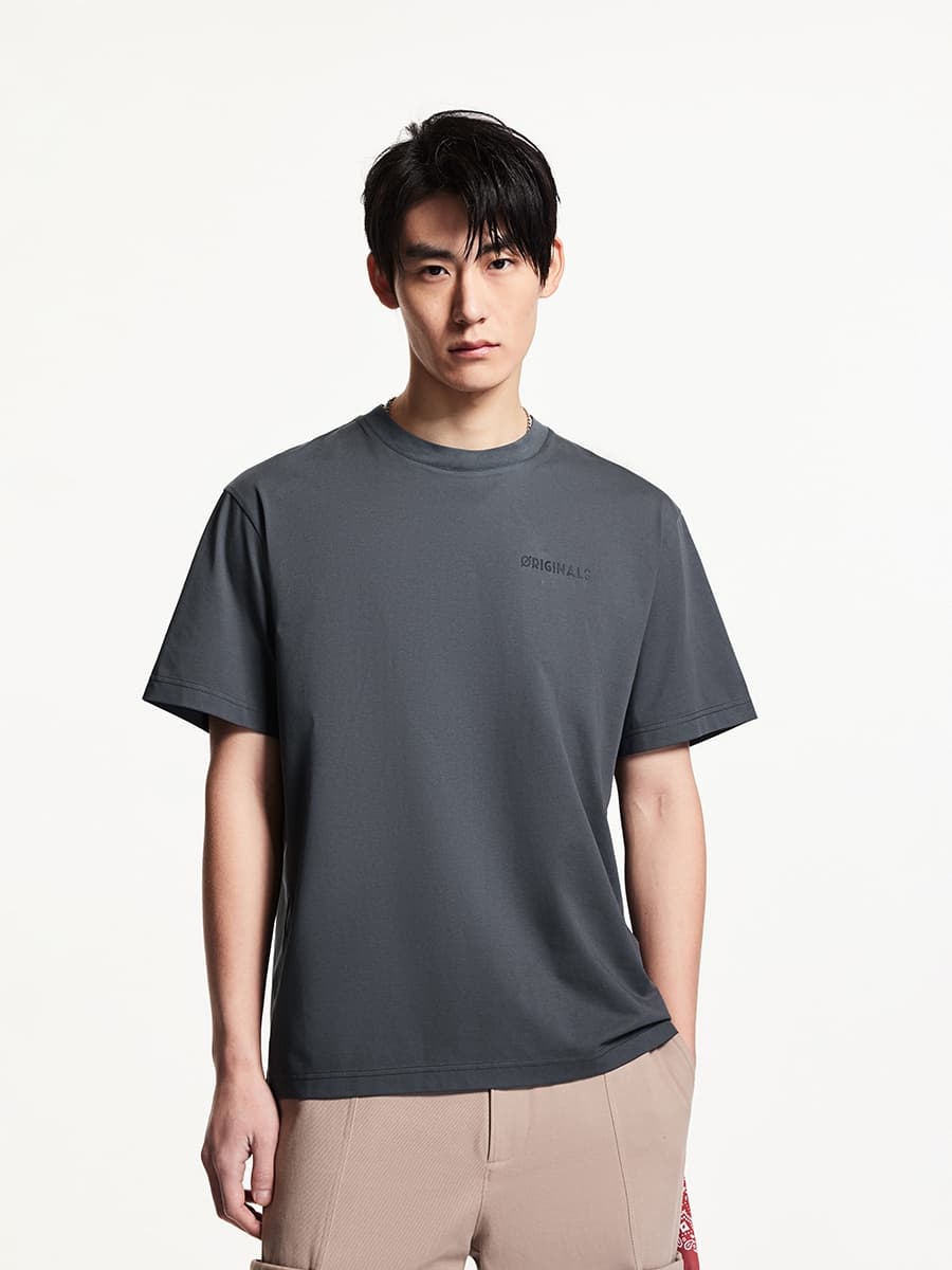 オーバーサイズTシャツ シンプル刺繍入りゆったり半袖