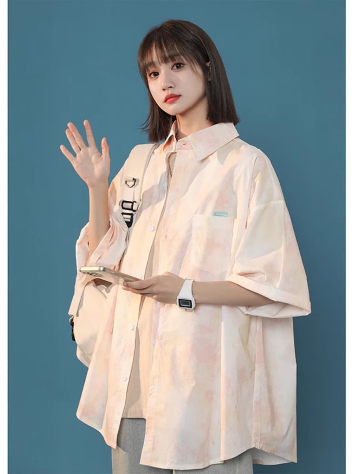 オーバーサイズTシャツ 水彩模様のゆったりシャツ