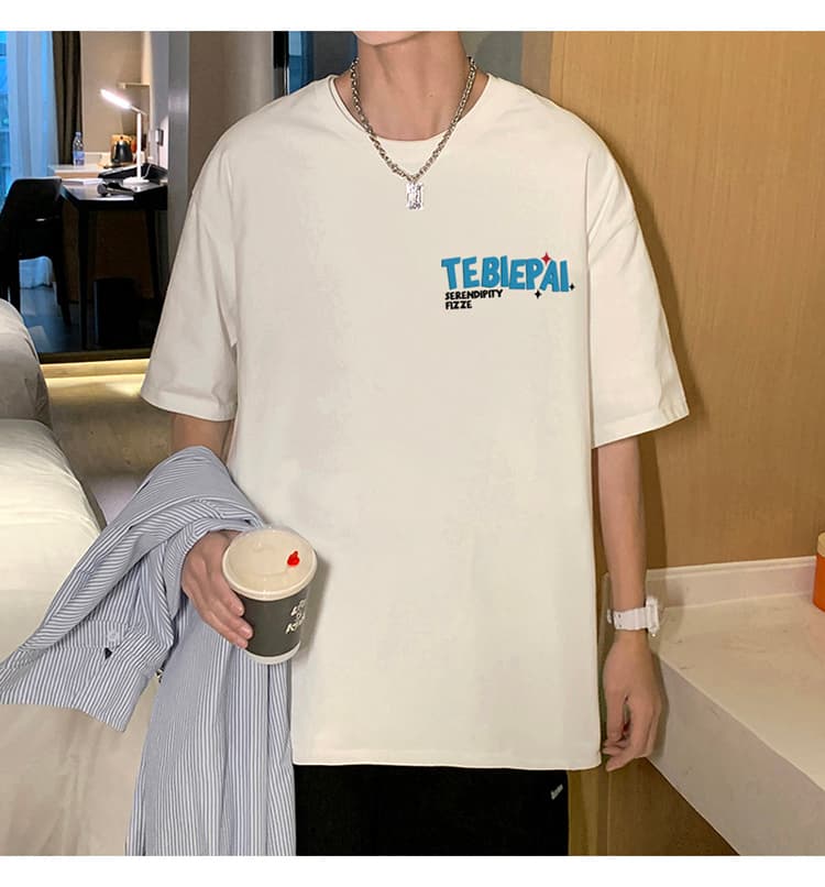 オーバーサイズTシャツ ポップスケーターデザイン 背面プリント