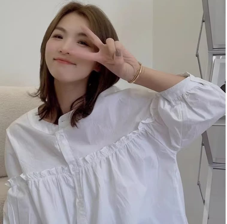 オーバーサイズ ふんわり袖のゆったりブラウス