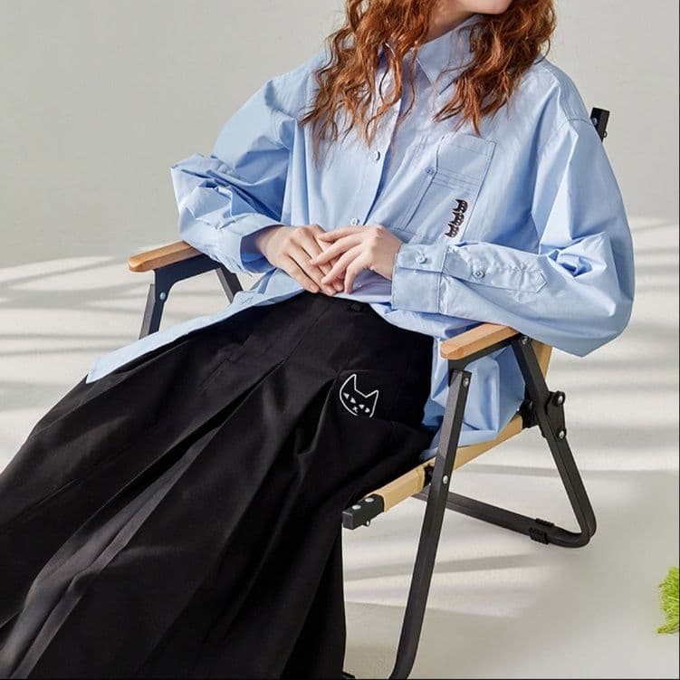 オーバーサイズTシャツ カジュアル ゆったりシャツ 猫ロゴデザイン