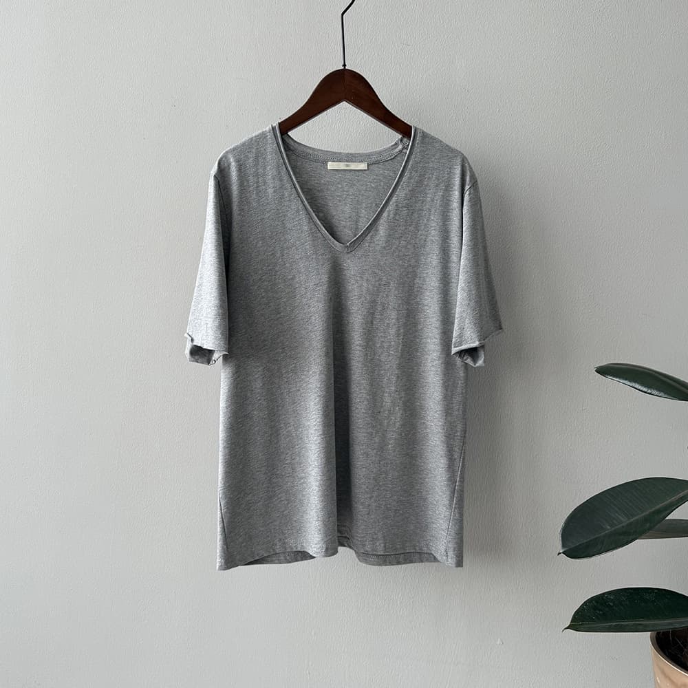 オーバーサイズTシャツ 優雅な横ゆるシルエット 丸首ゆったりティー