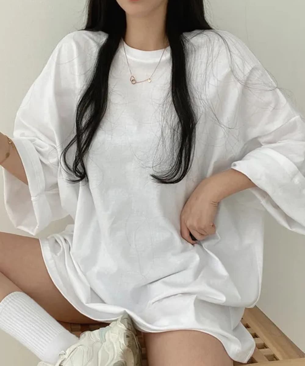 オーバーサイズTシャツ 月プリント バックデザイン オーバーサイズ半袖