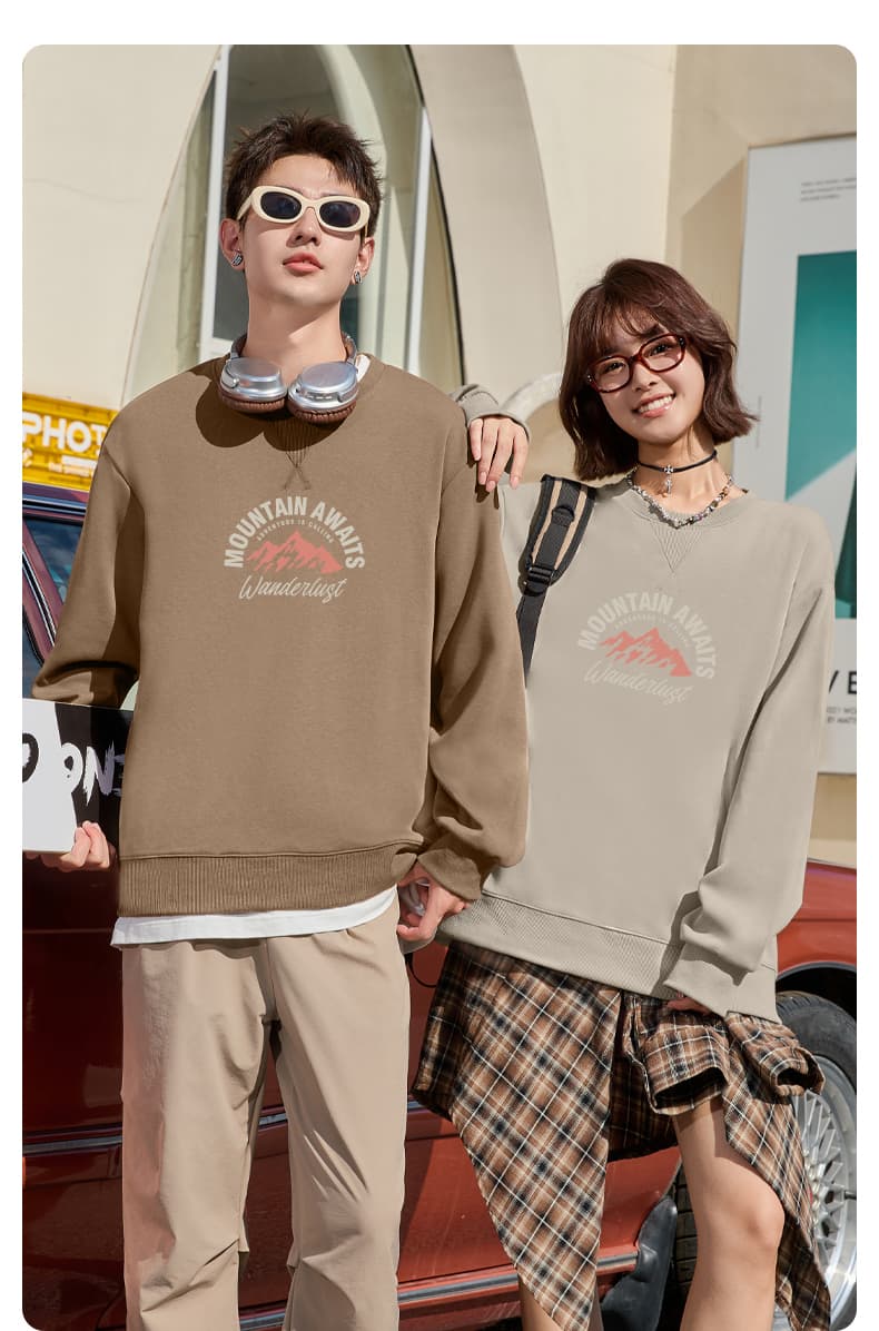 オーバーサイズTシャツ 山岳ロゴ入りゆったりトレーナー