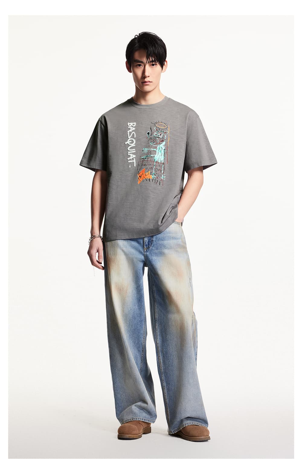 オーバーサイズTシャツ アートギャラリー 落書き風プリント
