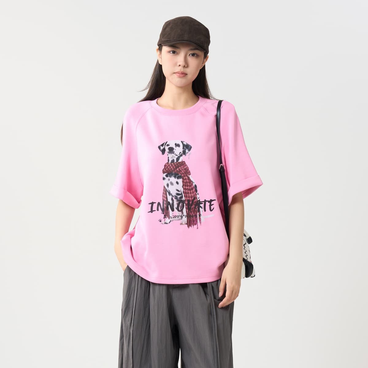 オーバーサイズTシャツ 愛らしい犬柄プリントゆったり半袖シャツ