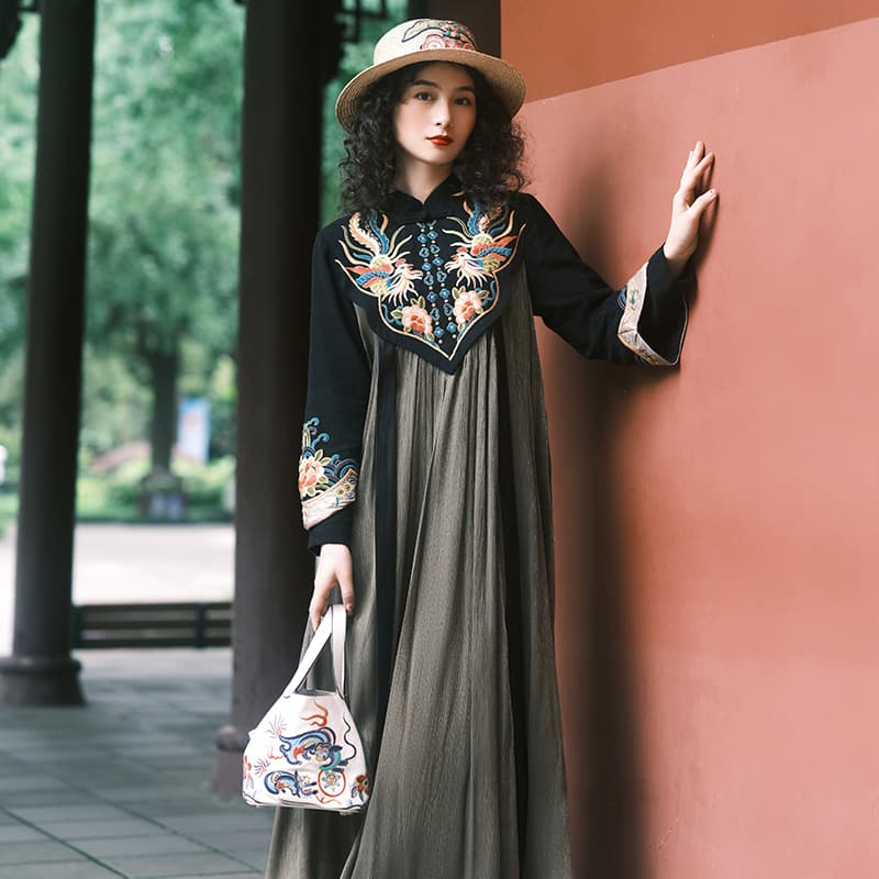 龍刺繍フォークロアオーバーサイズワンピース