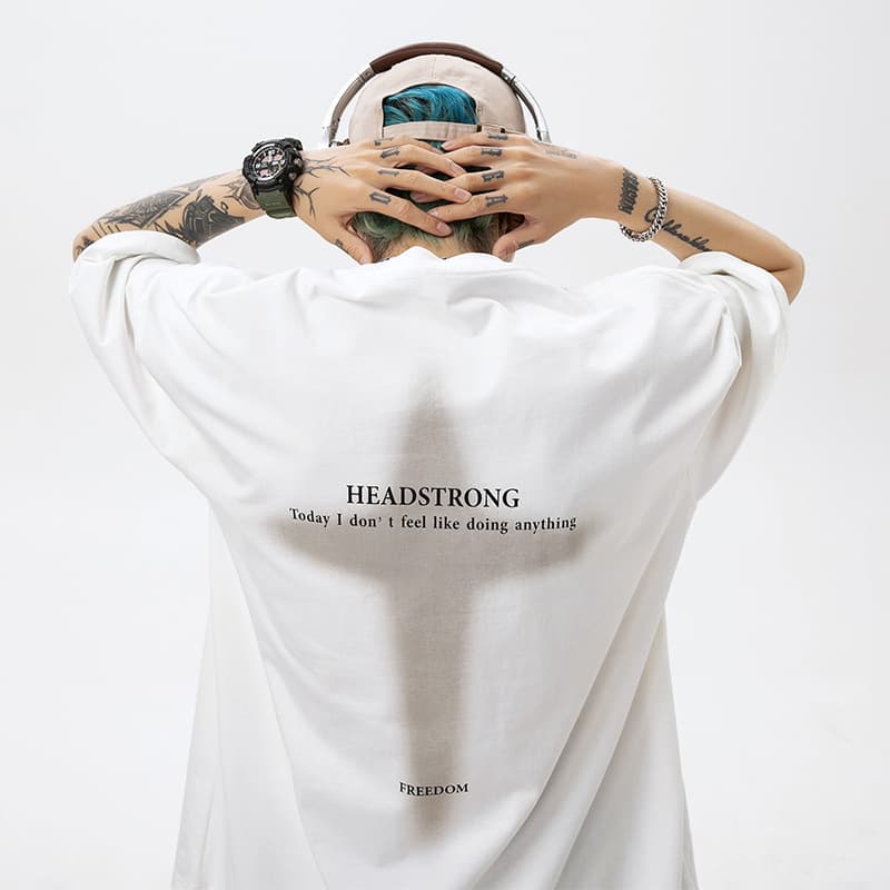 オーバーサイズTシャツ 自由な心情プリントゆったりＴシャツ