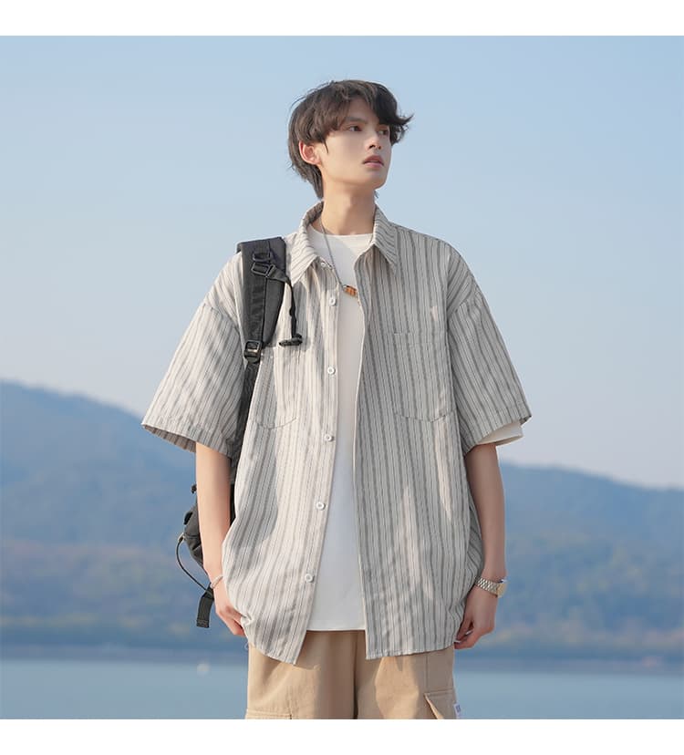 オーバーサイズTシャツ ゆったり落ち着く縦縞シャツ