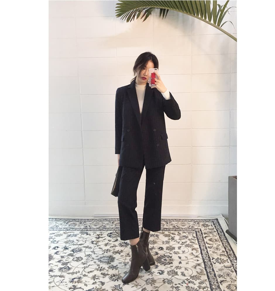 オーバーサイズ ゆったりシルエットの定番スーツ