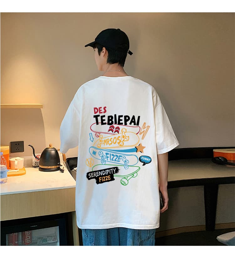 オーバーサイズTシャツ ポップスケーターデザイン 背面プリント