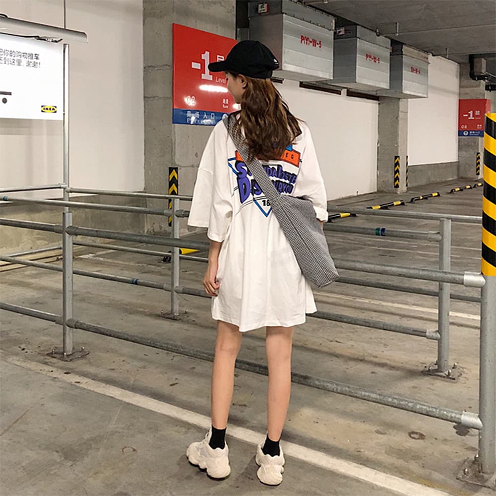 オーバーサイズTシャツ 夏向けロゴプリント半袖Tシャツ ゆったりシルエット