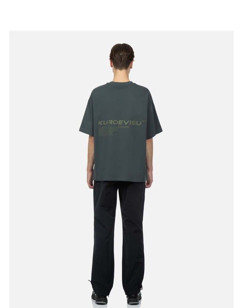 オーバーサイズTシャツ 波形ロゴ 落ち着きのあるゆとりシャツ