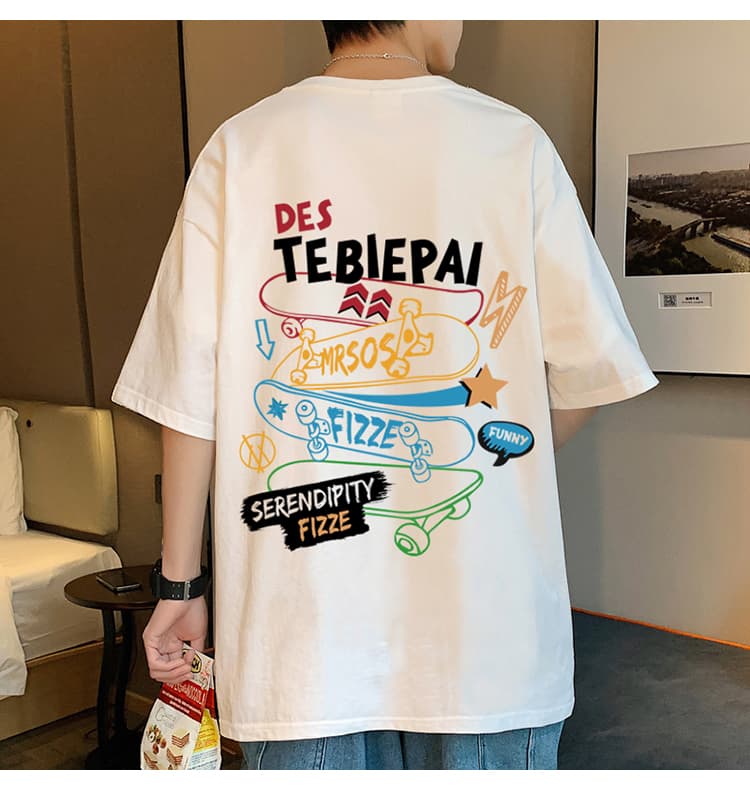 オーバーサイズTシャツ ポップスケーターデザイン 背面プリント