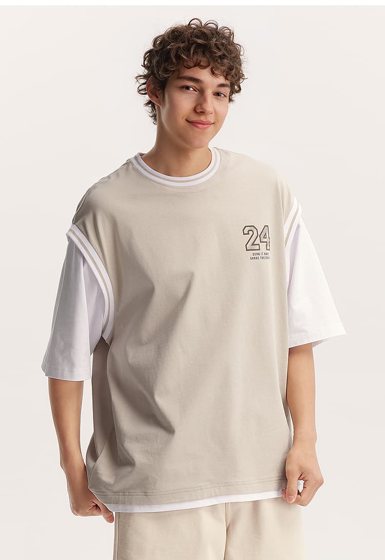 オーバーサイズTシャツ 数字刺繍レイヤード風ゆったりティー