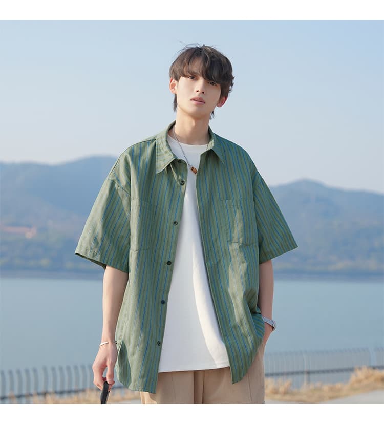 オーバーサイズTシャツ ゆったり落ち着く縦縞シャツ