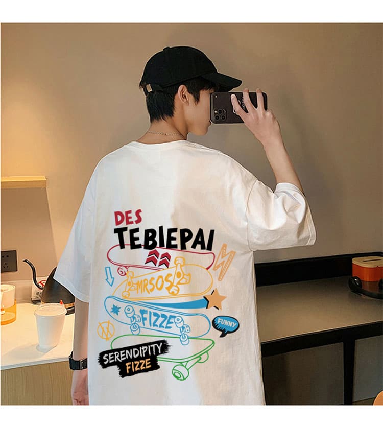オーバーサイズTシャツ ポップスケーターデザイン 背面プリント