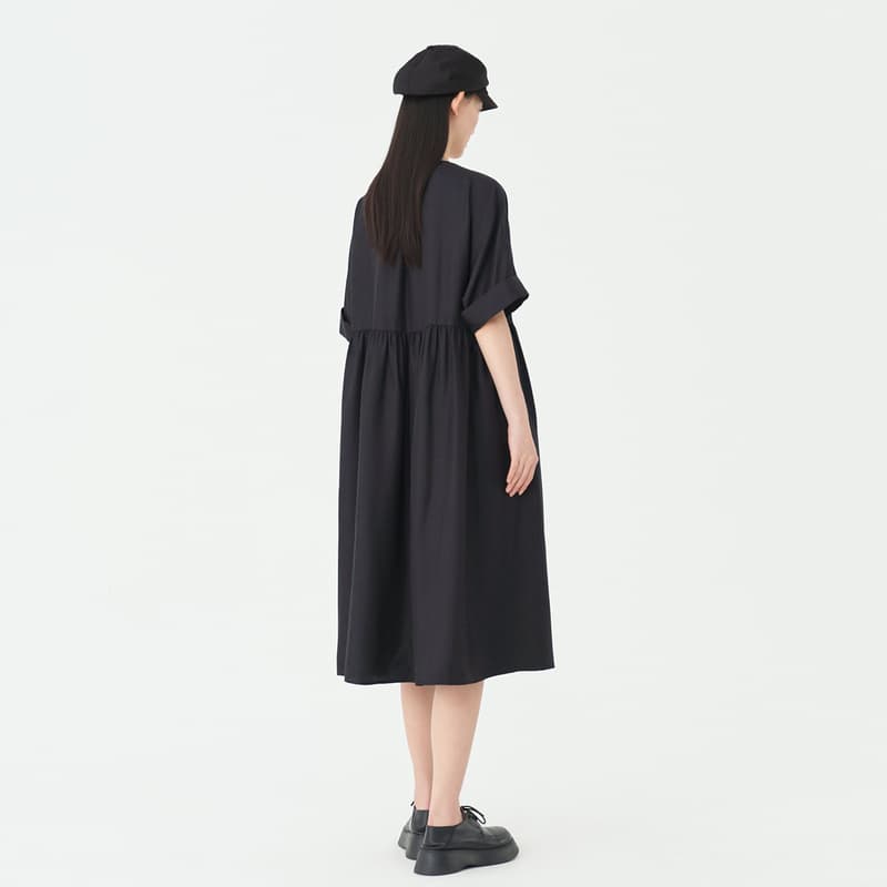 オーバーサイズ リラックスシルエット ギャザーワンピース