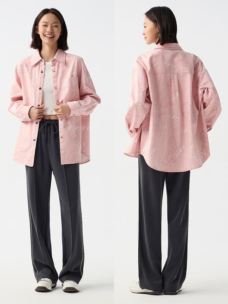 オーバーサイズTシャツ ゆったりシルエットの柄入りシャツ