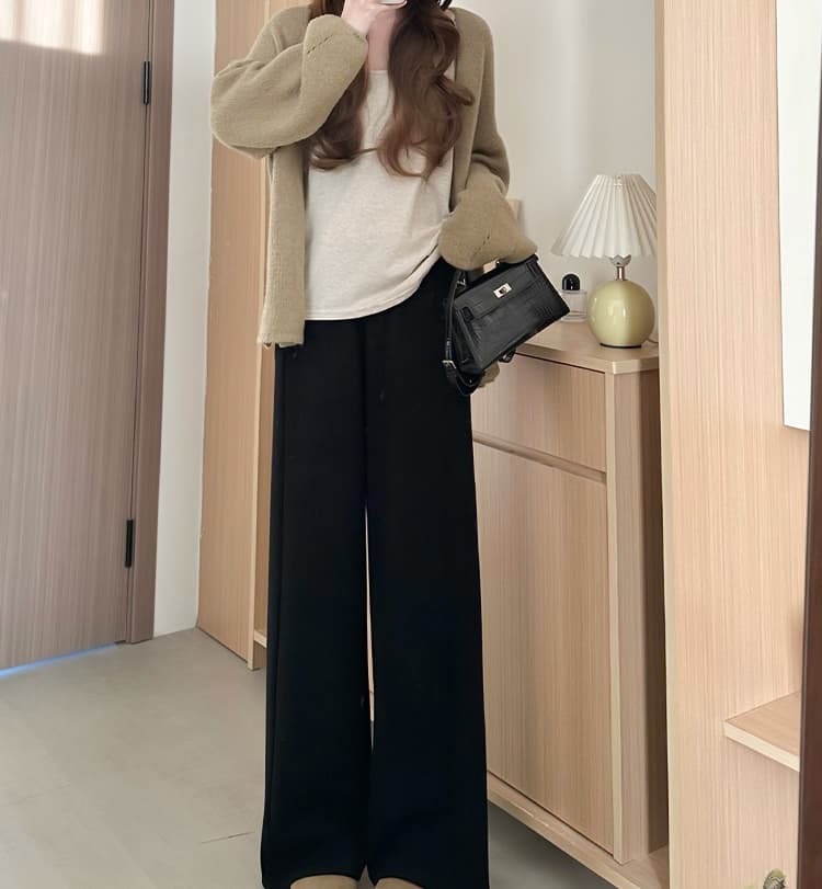 オーバーサイズTシャツ ゆったりシルエット リラックスパンツ