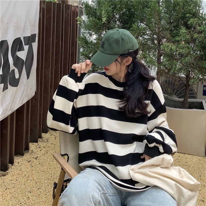 オーバーサイズTシャツ 秋新作 ゆったり大きめ ボーダー長袖トップス